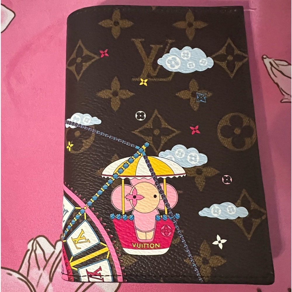 Luis Vuitton Passport Holder Rose Ballerine Pink